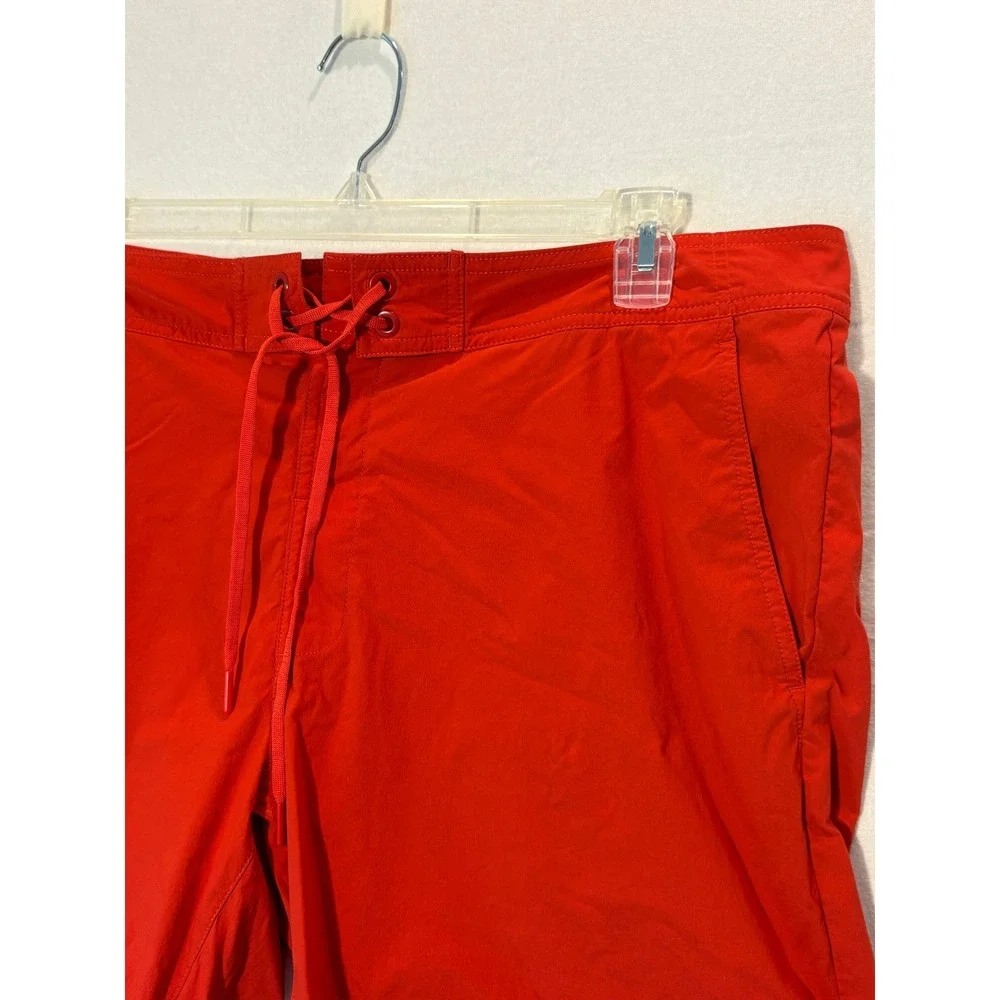 The North Face Mens Red Microfiber Board Shorts Swim‎ Trunks Size 38 Flat Front